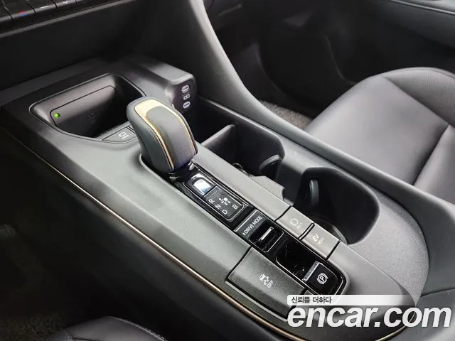 Toyota Crown Crossover id 2852842 из Кореи 18