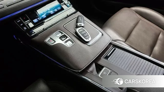 Hyundai The New Grandeur IG id 3247981 из Кореи 19