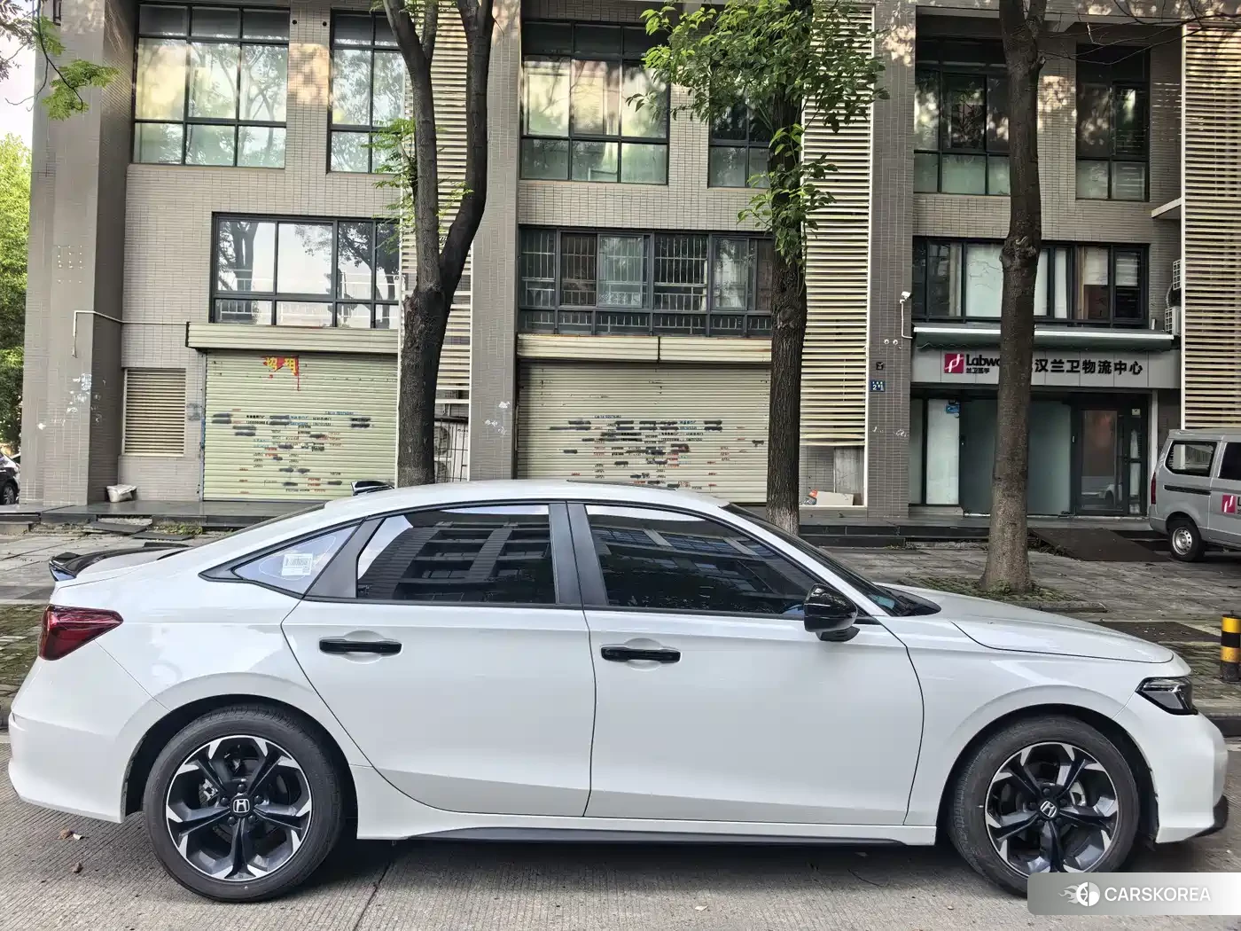 Honda Civic id 4629067 из Китая 13