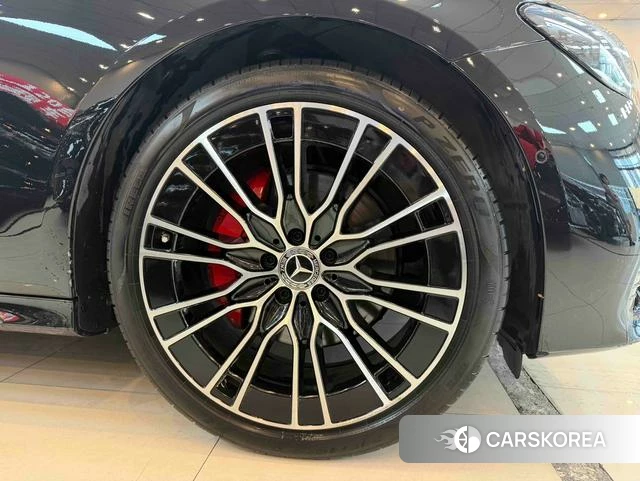 Mercedes-Benz E-class id 4393941 из Китая 22