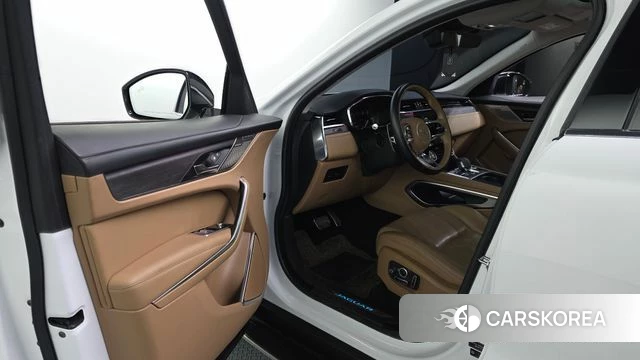 Jaguar F-PACE id 4343977 из Кореи 32