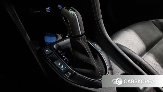 Hyundai Veloster (JS) id 3028462 из Кореи 19