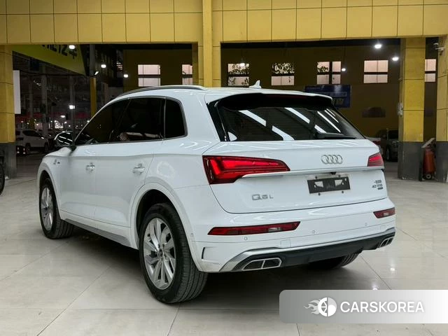 Audi Q5L id 4300420 из Китая 9