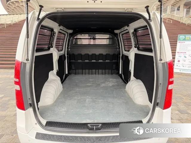 Hyundai The New Grand Starex id 3509831 из Кореи 19