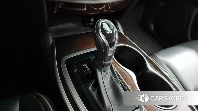 Infiniti QX60 id 3829063 из Кореи 19