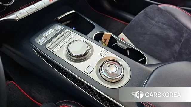 Genesis GV70 id 3523942 из Кореи 19