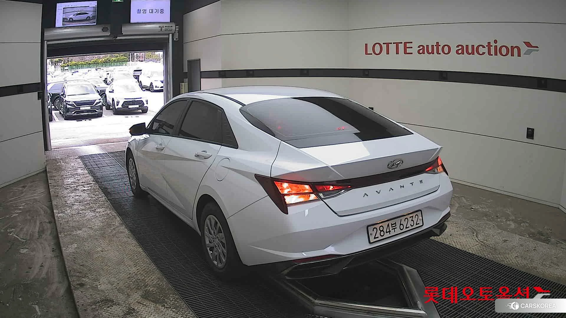 Hyundai Avante id 3869268 из Кореи 36