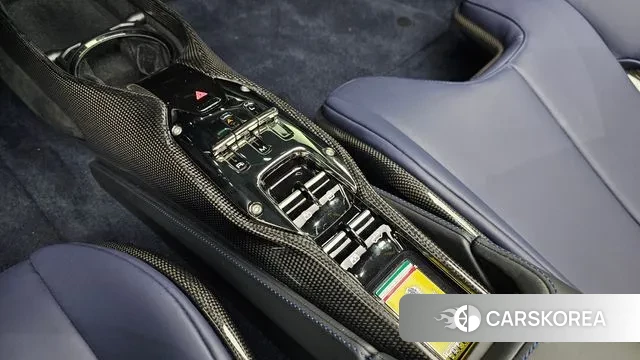 Ferrari SF90 Spider id 2930140 из Кореи 19