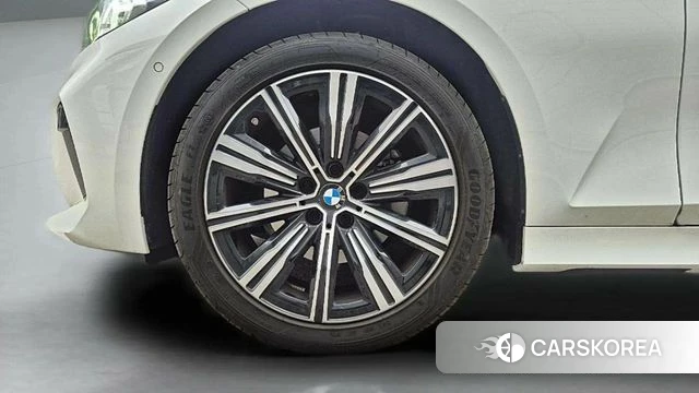 BMW 3 Series (G20) id 4200730 из Кореи 19