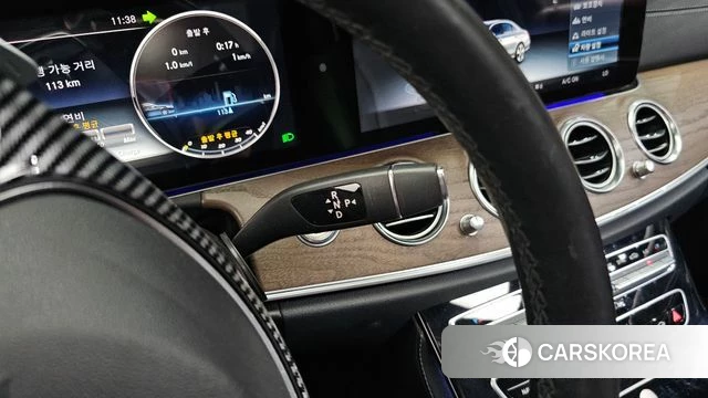 Mercedes-Benz E-Class W213 id 4722752 из Кореи 36
