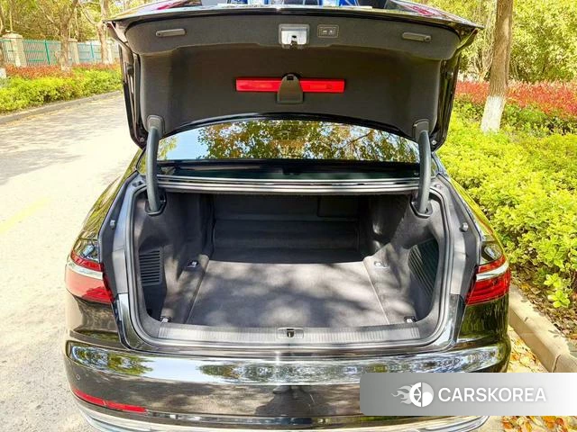 Audi A8 id 4271891 из Китая 17