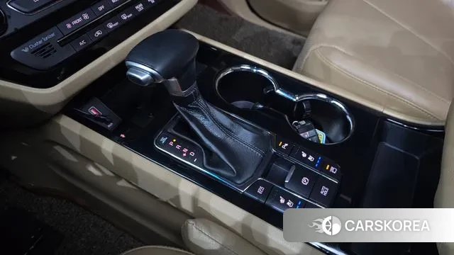 Kia The New Carnival id 3598782 из Кореи 19