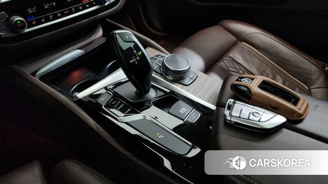 BMW 5 Series (G30) id 4476894 из Кореи 34