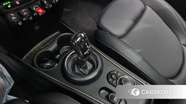 Mini Cooper D Countryman id 3787708 из Кореи 19