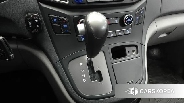 Hyundai The New Grand Starex id 4900703 из Кореи 19