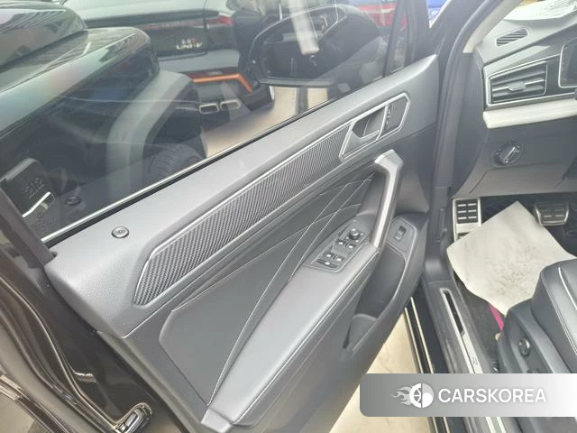 Volkswagen Tiguan L id 4301269 из Китая 24