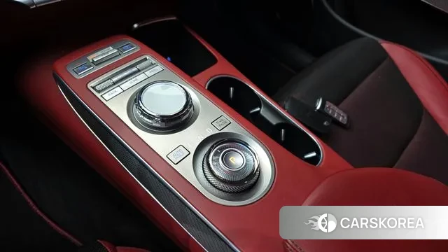 Genesis GV70 id 3597900 из Кореи 19