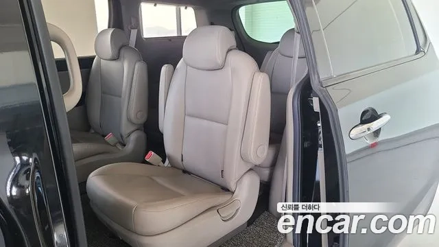 Kia The New Carnival id 2907733 из Кореи 18