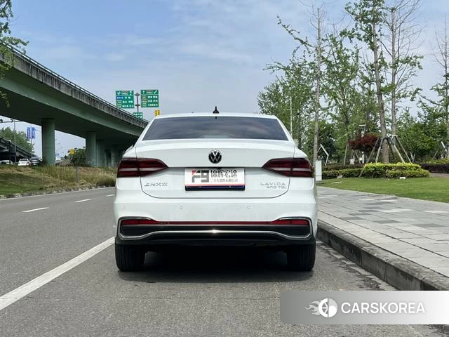 Volkswagen Lavida id 4278243 из Китая 12