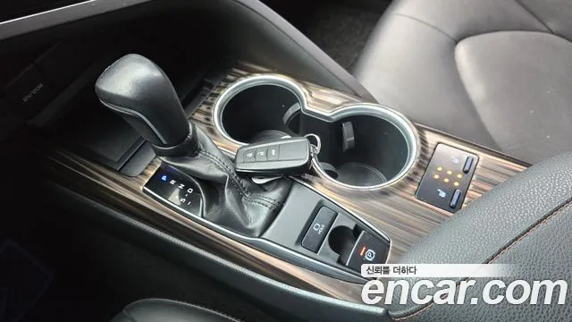 Toyota Camry (XV70) id 2599523 из Кореи 19