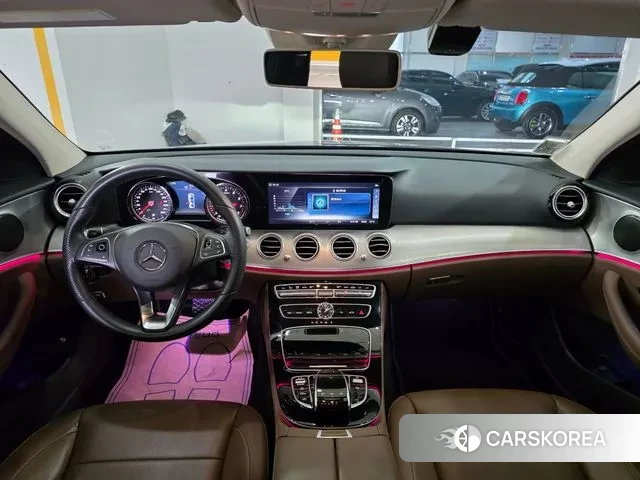 Mercedes-Benz E-Class W213 id 3641706 из Кореи 19