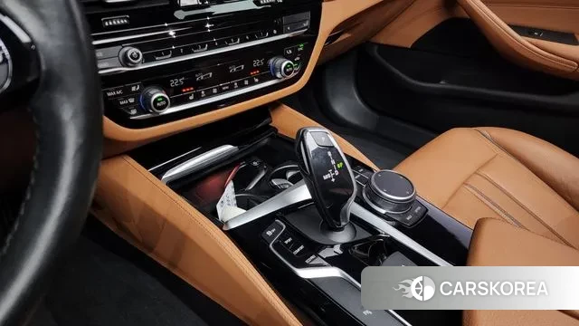 BMW 5 Series (G30) id 3422749 из Кореи 19