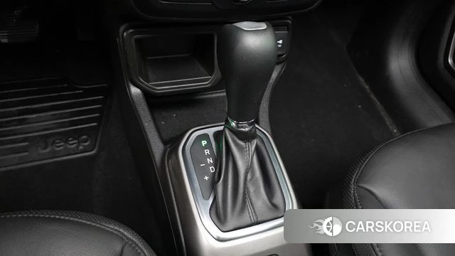Jeep Renegade id 4670705 из Кореи 19