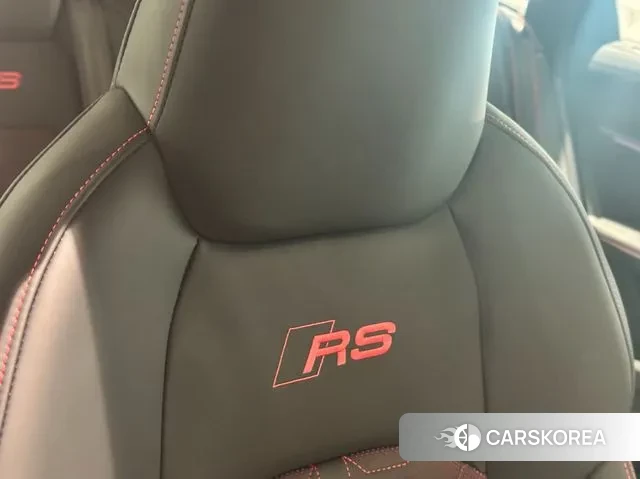 Audi RS6 (C8) id 3619645 из Кореи 12