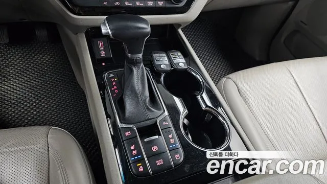 Kia The New Carnival id 2435992 из Кореи 19