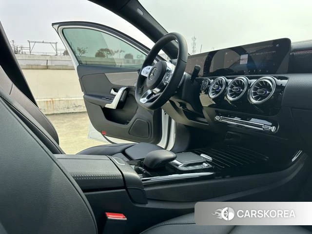 Mercedes-Benz Class A id 4255845 из Китая 13