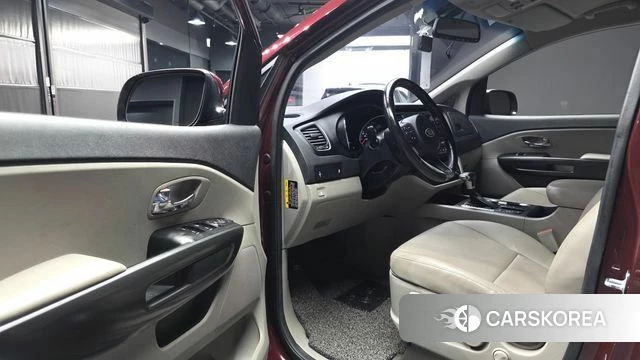 Kia The New Carnival id 4895012 из Кореи 30