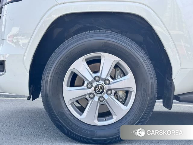 Toyota Land Cruiser (imported) id 4336189 из Китая 26