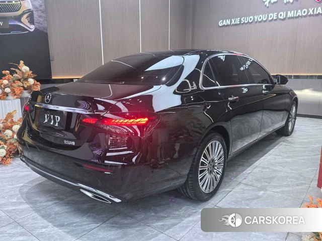 Mercedes-Benz E-class id 4255786 из Китая 9