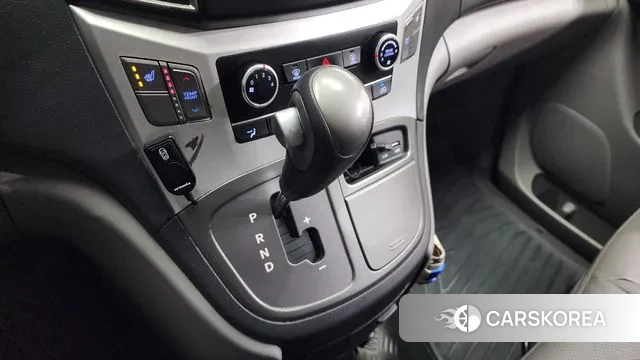 Hyundai The New Grand Starex id 3439570 из Кореи 19