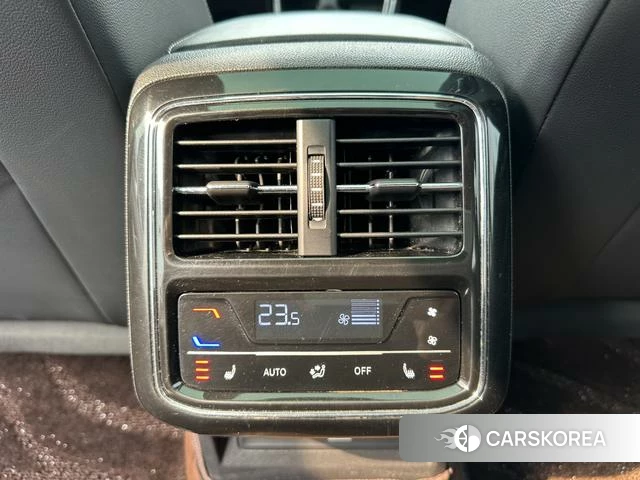 Volkswagen Passat id 4257956 из Китая 26
