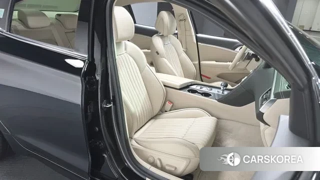 Genesis The New G70 id 3524081 из Кореи 19