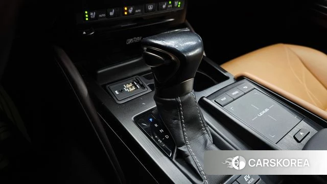 Lexus ES300h 7th generation id 4310688 из Кореи 31