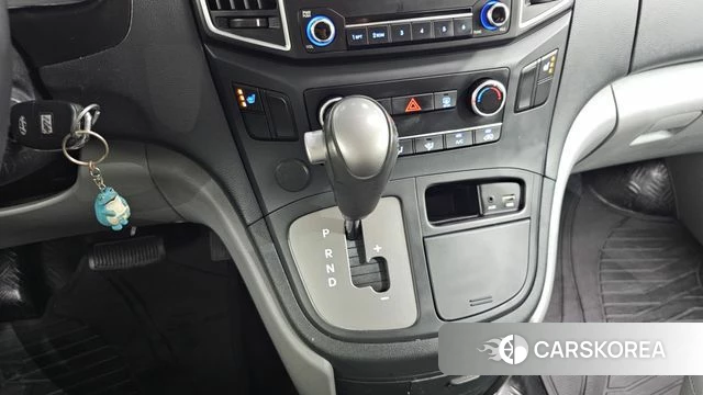 Hyundai The New Grand Starex id 4647333 из Кореи 29