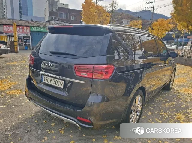 Kia The New Carnival id 3375108 из Кореи 19