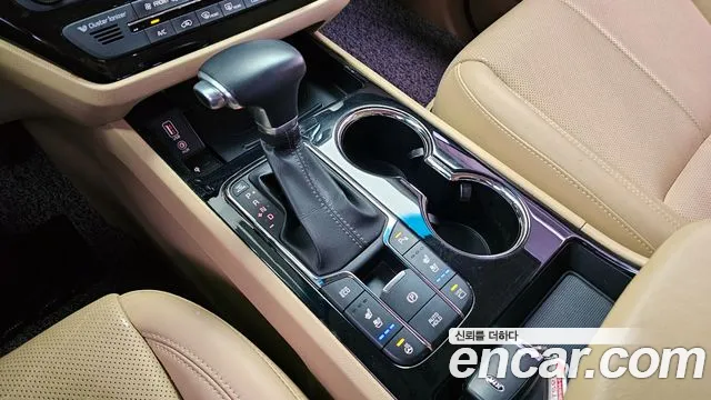 Kia The New Carnival id 2671022 из Кореи 19