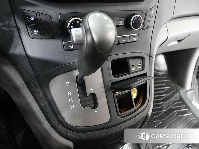 Hyundai The New Grand Starex id 3823849 из Кореи 19