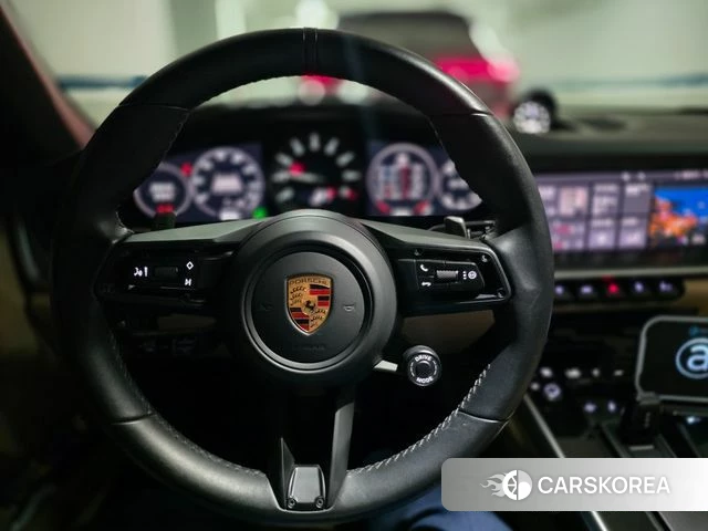 Porsche 911(992) id 4900155 из Кореи 15