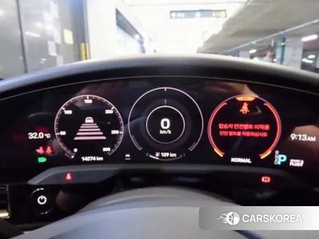 Porsche Taycan id 2910155 из Кореи 19