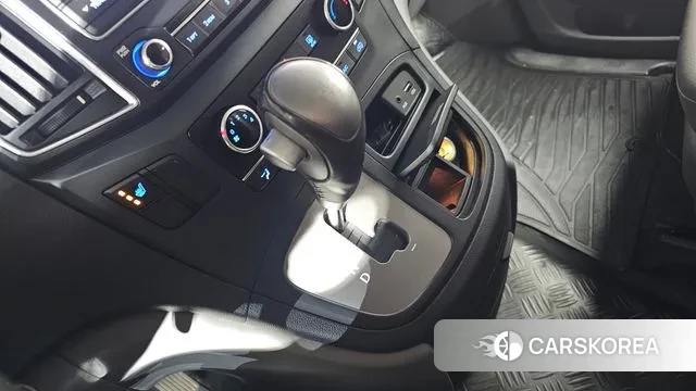 Hyundai The New Grand Starex id 3578895 из Кореи 19