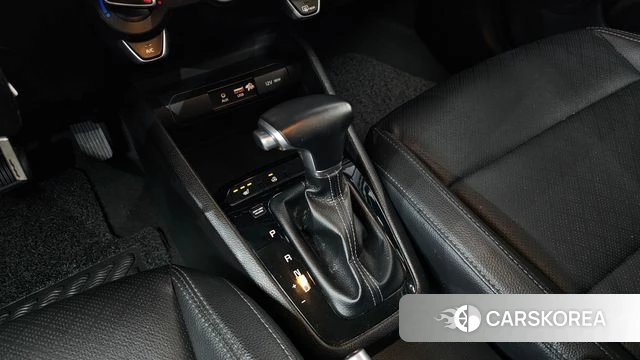 Kia Stonic id 3808059 из Кореи 19