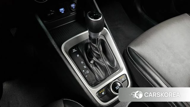 Hyundai Venue id 3954646 из Кореи 19