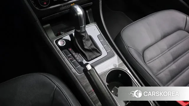 Volkswagen The New Passat id 3363020 из Кореи 19