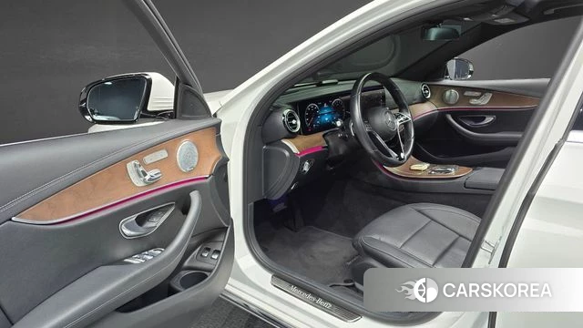 Mercedes-Benz E-Class W213 id 4881559 из Кореи 32