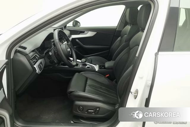 Audi A4L id 4307001 из Китая 23