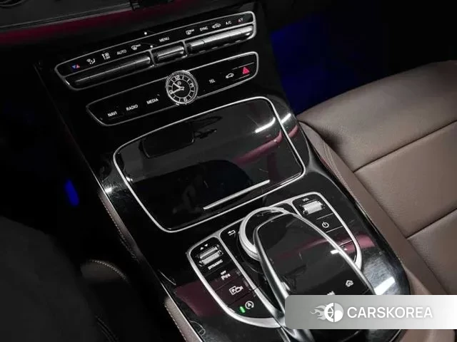 Mercedes-Benz E-Class W213 id 3718616 из Кореи 9